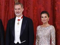 Los Reyes, Don Felipe y Doña Letizia, envían sus condolencias al Rey Carlos III de Inglaterra