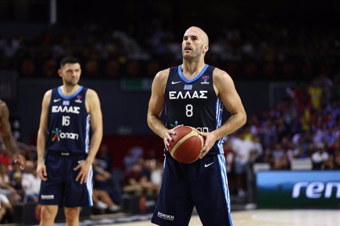 Nick Calathes durante un partido de la selección griega de baloncesto