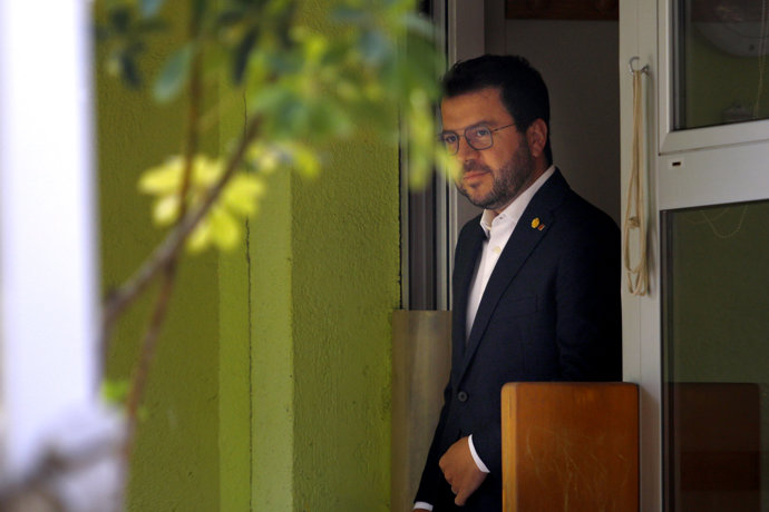El presidente de la Generalitat, Pere Aragons, a su llegada a la guardería Patufet, durante el primer día de curso académico, a 5 de septiembre de 2022, en Barcelona, Catalunya (España). 