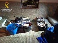 Investigados dos hombres al ser pillados 'in fraganti' con 90 kilos de lubinas de una piscifactoría de Lanzarote