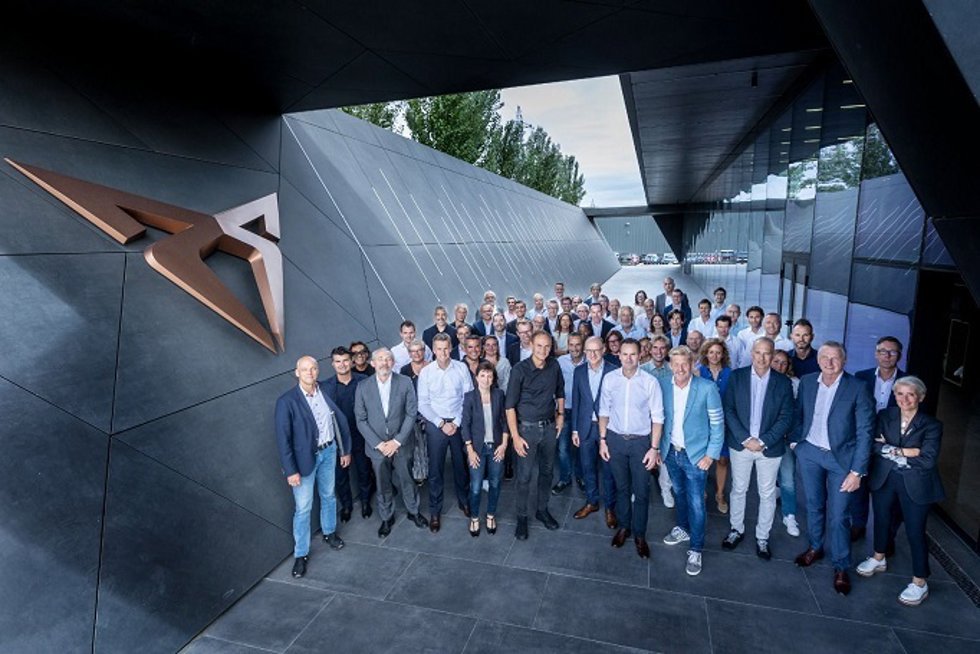 Griffiths, consejero delegado de Seat y Cupra se reune con el presidente del grupo Volkswagen, Oliver Blume; el consejero delegado de Volkswagen, Thomas Schfer, y el director financiero de Volkswagen, Arno Antlitz