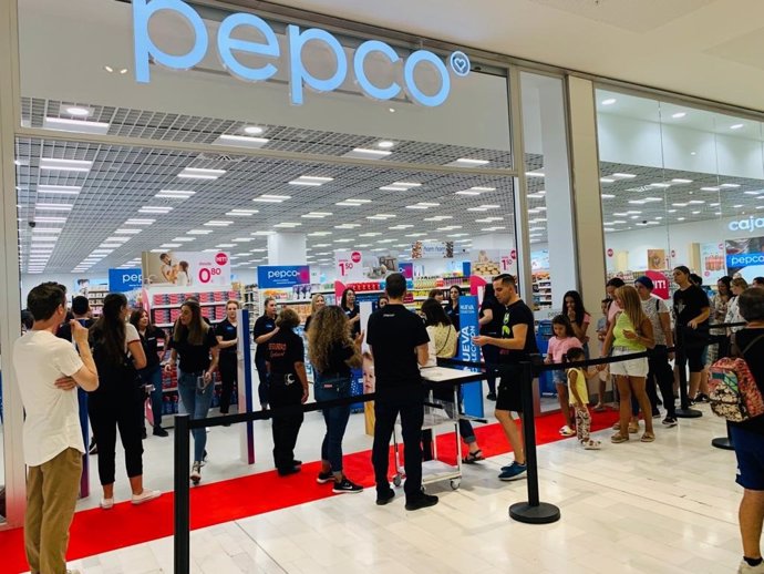 La multinacional polaca Pepco ha elegido al centro comercial Los Arcos para implementar en la provincia de Sevilla un nuevo concepto de gran superficie.