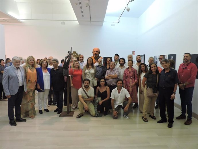 Inauguración de la exposición 'El compás flamenco en las artes plásticas' en la Casa de la Provincia de la Diputación de Sevilla.