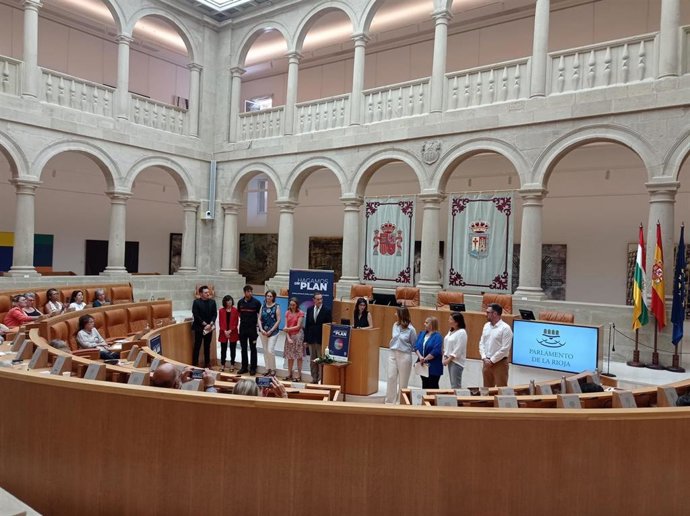 Acto del Teléfono de la Esperanza en Logroño