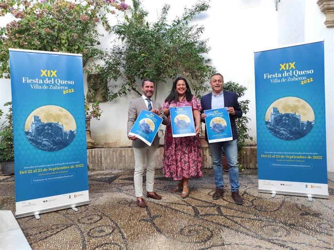 La presidenta de Iprodeco, Dolores Amo, en la presentación de la Fiesta del Queso Villa de Zuheros.