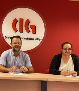 O secretario xeral da CIG, Paulo Carril, xunto coa secretaria de Organización, Susana Méndez,