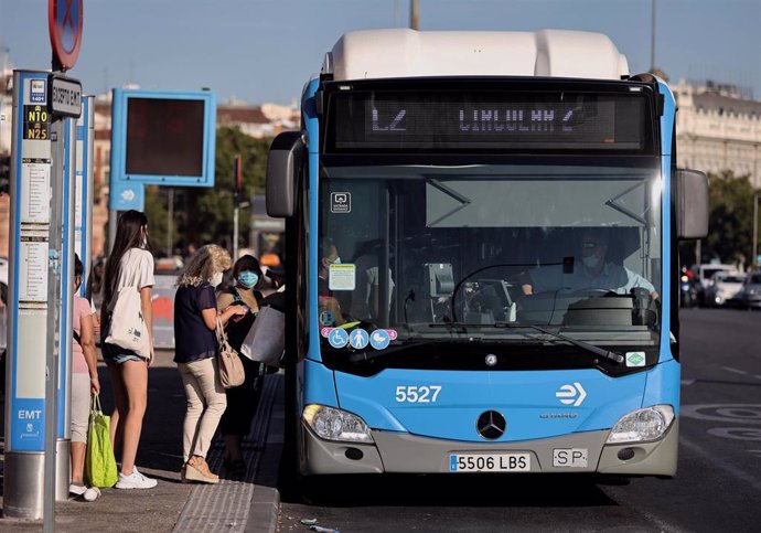 Autobús de la Empresa Municipal de Transportes (EMT) de Madrid.