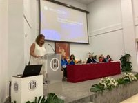 Armengol expresa el "total apoyo" del Govern a la UIB, "absolutamente fundamental para el presente y futuro" balear