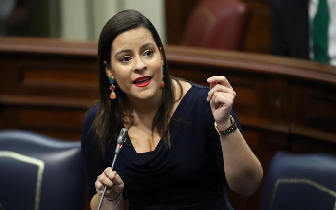 Archivo - La consejera de Turismo, Industria y Comercio del Gobierno de Canarias, Yaiza Castilla