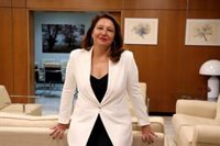 Crespo reafirma el respaldo del Gobierno andaluz al sector agrícola, un eje "estratégico" para la economía