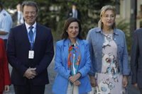 Robles llama a seguir el ejemplo de Isabel II con "firmeza dentro de la tranquilidad" en momentos "difíciles" como ahora