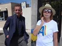 Alessandro Lequio y Ágatha Ruiz de la Prada recuerdan emocionados a la Reina Isabel II