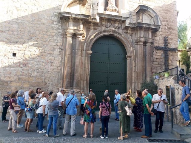 Archivo - Visita guiada organizada por Iuventa en el marco del proyecto Embajadores/as de Jaén.