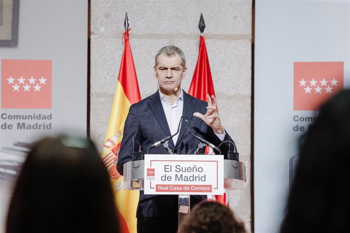 Archivo - El director de la Oficina del Español, Toni Cantó.