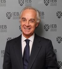 Ángel Corcóstegui deja algunas de sus funciones ejecutivas en Magnum