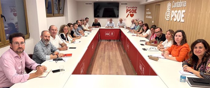 Reunión de La Comisión Ejecutiva Regional (CER) del PSOE de Cantabria