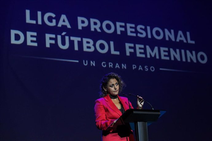 Beatriz Álvarez Mesa, presidenta de la Liga Profesional de Fútbol Femenino, durante la presentación de la Liga F