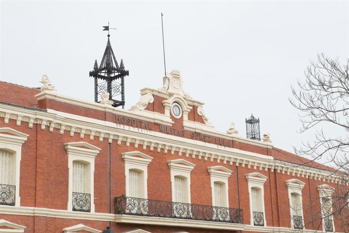 Archivo - Fachada y zonas exteriores del Hospital Militar Gómez Ulla donde se lucha contra el coronavirus, en Madrid (España), a 18 de marzo de 2020.