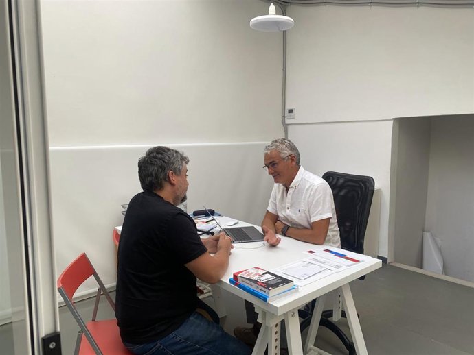 Sala Negra y Soneto Rojo llegan acuerdan la colaboración en producción, exhibición y formación