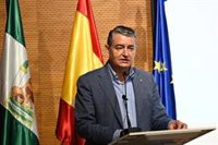 Sanz valora la "anticipación y respuesta" de la Junta a problemas de la ciudadanía frente a "ocurrencias" del Gobierno