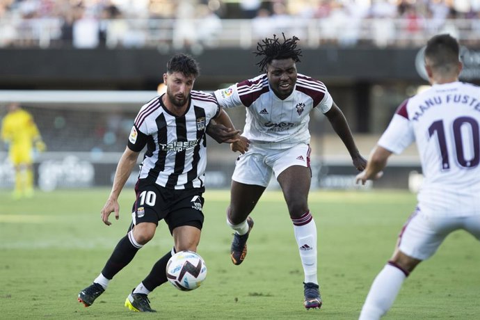 El Cartagena vence al Albacete en LaLigaSmartbank 2022-2023.