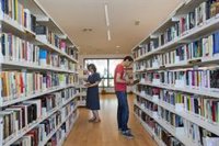 Las bibliotecas municipales de Sevilla acogerán en otoño cerca de 350 actividades