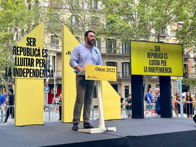 El diputat d'EH Bildu, Jon Iñarritu, durant la seva intervenció en l'acte central d'ERC per la Diada