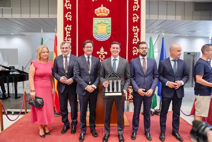 Diputación de Almería recibe el Premio a la Colaboración con el Deporte Ejidense