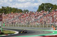 Verstappen también vence en Monza y Carlos Sainz roza el podio