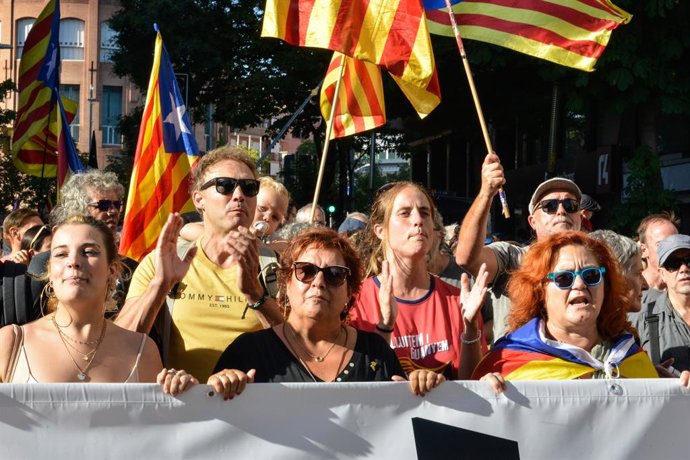 L'exconsellera Dolors Bassa en la manifestació de Girona per la Diada 2022