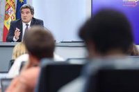 Escrivá dice que la propuesta de Díaz no pasa por controlar los precios, sino que busca la "persuasión moral"