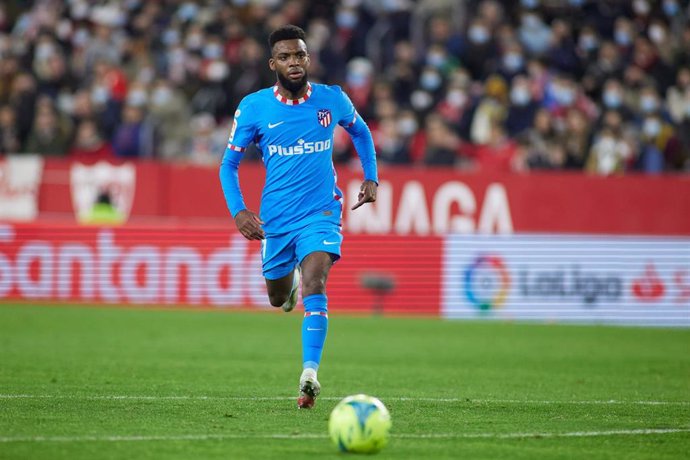 Archivo - El centrocampista francés Thomas Lemar durante un partido con el Atlético de Madrid