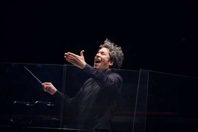 Archivo - El director d'orquestra Gustavo Dudamel