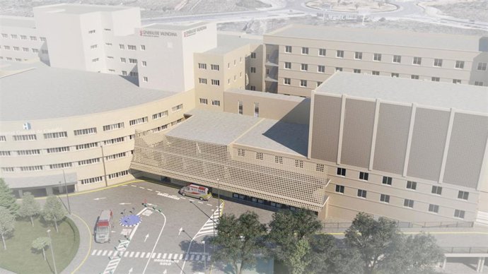 Archivo - El joven permanece en la UCI del Hospital General de Castelló