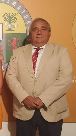 El rector de la UEx, Antonio Hidalgo