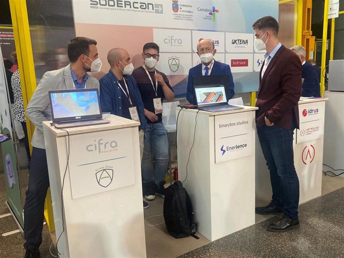 El consejero de Industria, Javier López Marcano, en la Feria South Summit