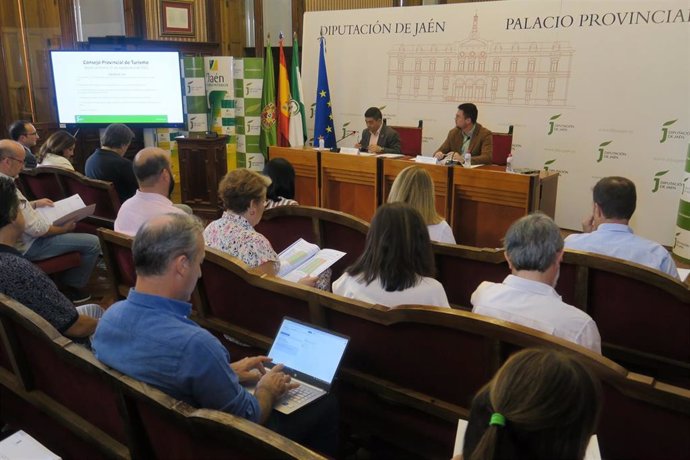 Reunión del Consejo Provincial de Turismo.