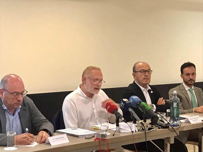 Presentanción de la plataforma 'Vientos del futuro' en Santander