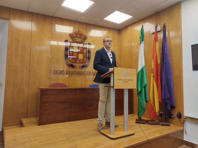 El portavoz del PP en el Ayuntamiento de Jaén, Manuel Bonilla.