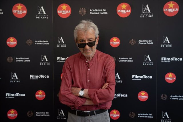 El actor José Sacristán posa en un photocall de la Acadèmia del Cinema Català, a 12 de septiembre de 2022, en Barcelona