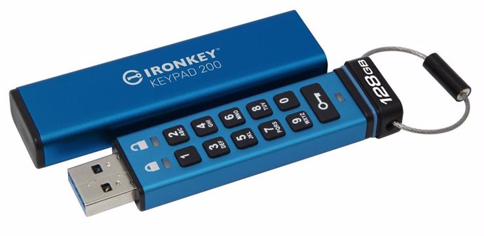 Archivo - La nueva memoria USB Ironkey Keypad 200 de Kingston.