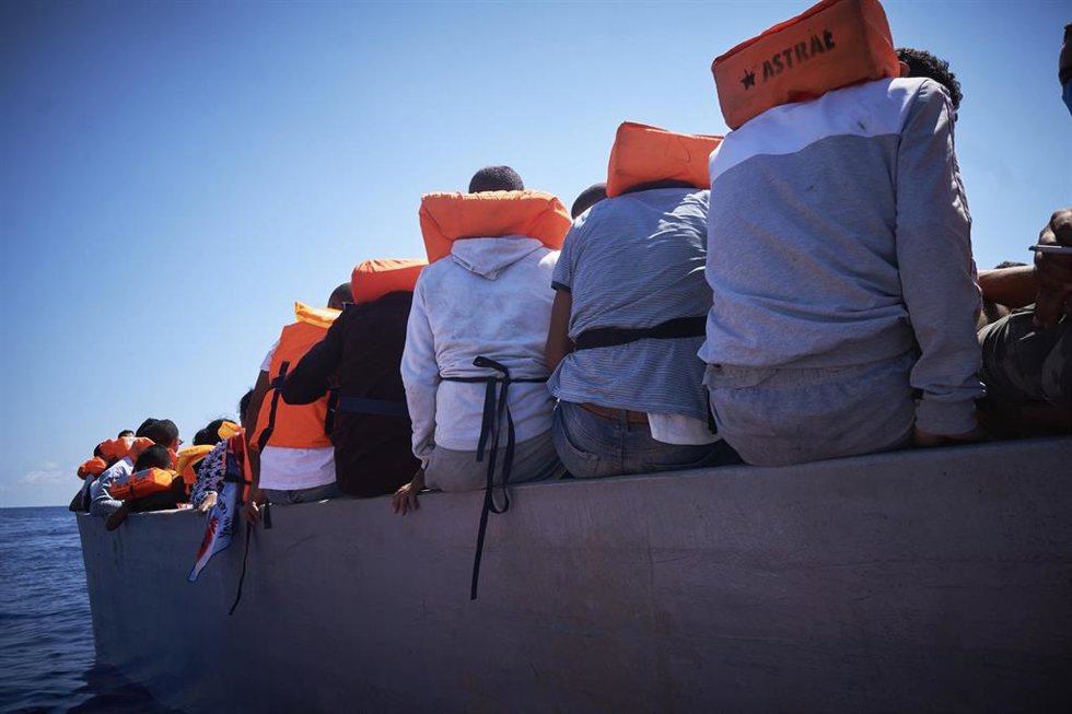 Archivo - Migrantes rescatados en el Mediterráneo