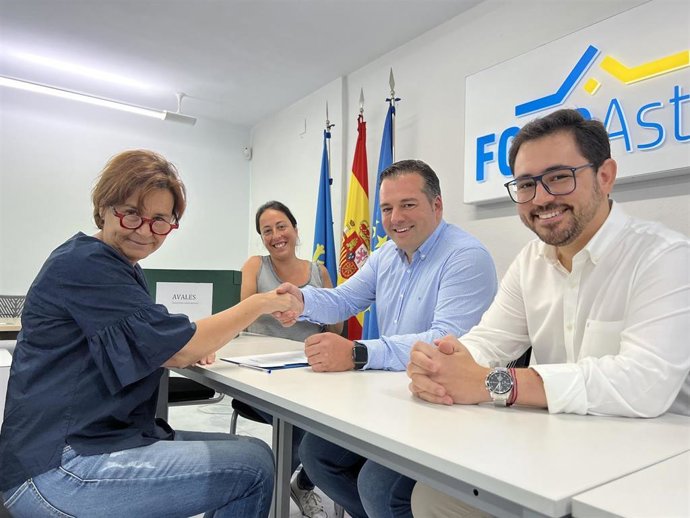 Carmen Moriyón, única candidata a presidir Foro Asturias