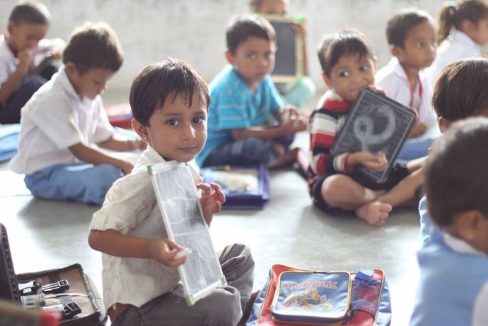 Archivo - Niños en México