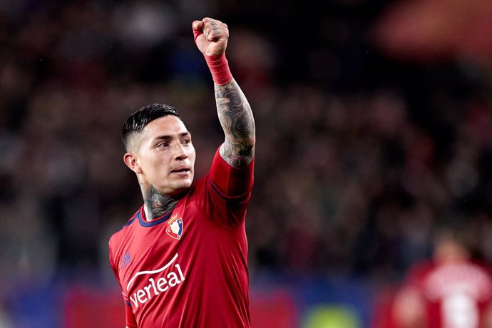 Archivo - Chimy Avila of CA Osasuna reacts during the Spanish league match of La Liga between, CA Osasuna and Real Madrid CF at El Sadar on April 20, 2022, in Pamplona, Spain.