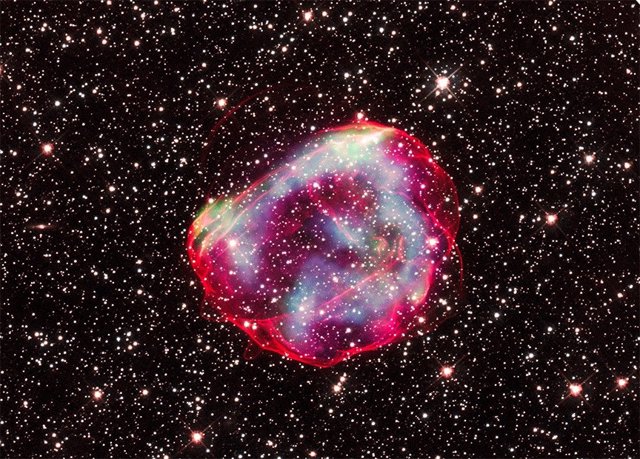 Remanente de supernova SNR 0519