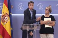 Más País-Equo pide una tasa a los viajes de avión, prohibir jets y autoconsumo obligatorio en centros comerciales