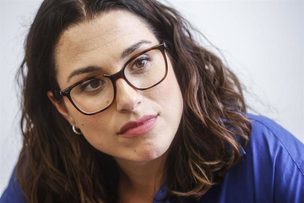 La vicepresidenta, portavoz y consellera de Igualdad y Políticas Inclusivas de la Generalitat valenciana, Aitana Mas, durante una entrevista para Europa Press, en el Palau dels Catalá de Valeriola, a 1 de septiembre de 2022, en Valencia.