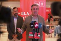 Espadas urge a Moreno a "dar la cara y mojarse" ante la "intranquilidad" de los taxistas porque la Junta "no es clara"