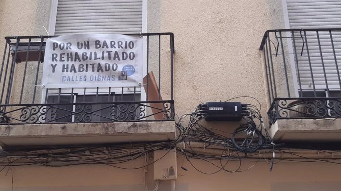 VOX alerta del "abandono" de la zona de Zamoray-Pignatelli, que "cada vez sufre más la okupación ilegal"